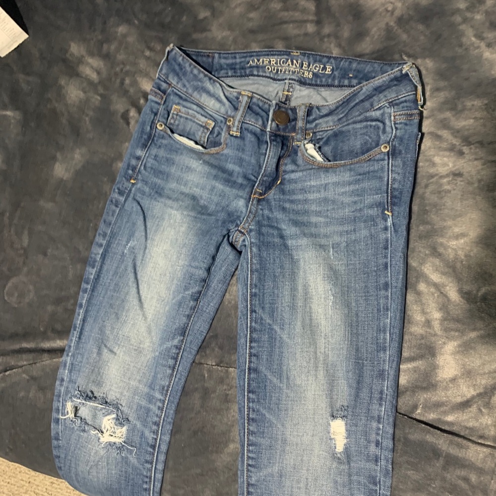 Low rise jeans